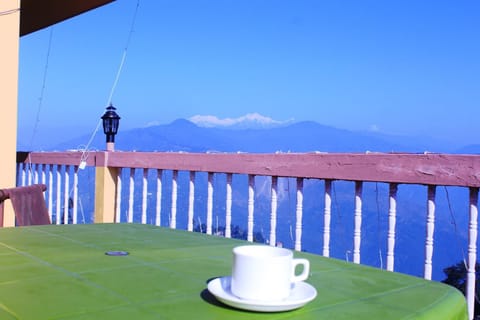 Balcony/Terrace, Mountain view
