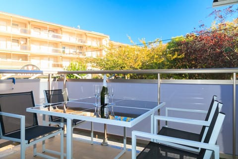 Balcony/Terrace, Dining area