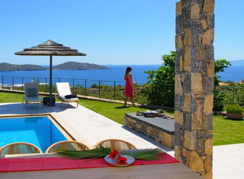 Balcony/Terrace, Pool view, Sea view