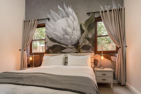 Sixteen Guesthouse on Main Bed and Breakfast in Hermanus