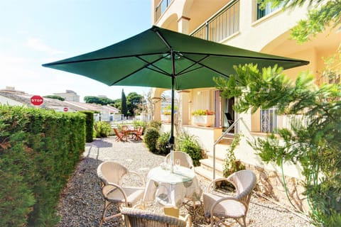Patio, Garden