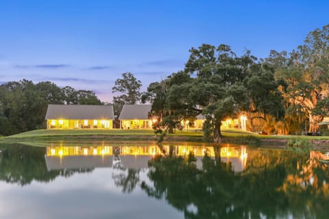 Property building, View (from property/room), Guests, Lake view
