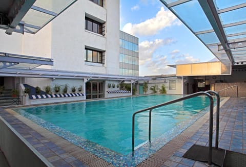 Property building, Swimming pool