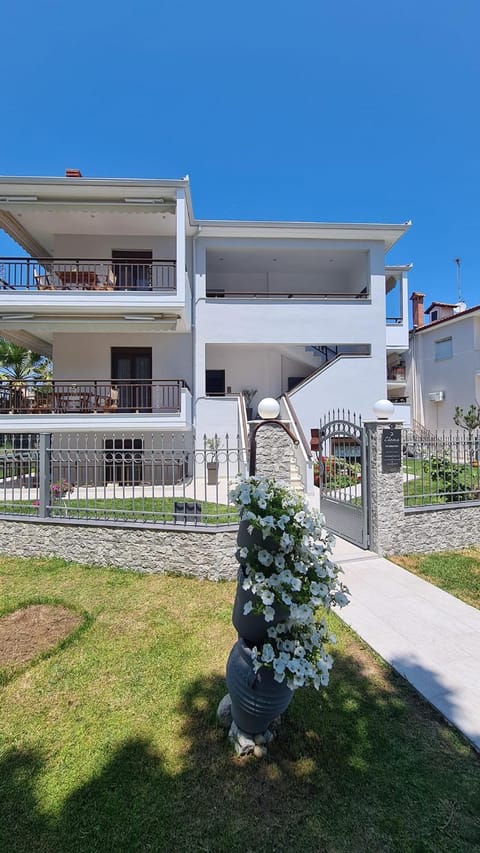 Elena Apartments Apartment hotel in Halkidiki