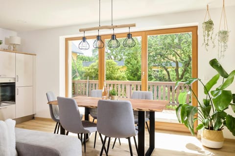 Dining area, Garden view