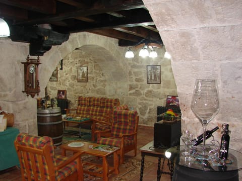 Communal lounge/ TV room