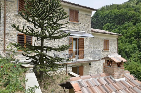 Property building, Day, Natural landscape, Garden, View (from property/room), Garden view