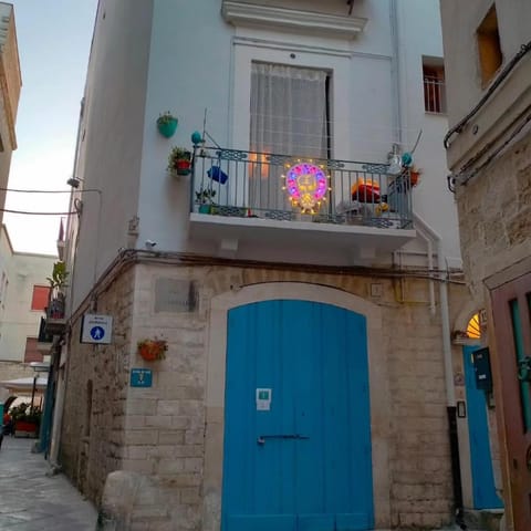 Property building, Neighbourhood, Street view
