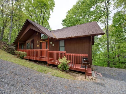 Property building, Patio, Natural landscape, BBQ facilities, Garden, Balcony/Terrace, Parking