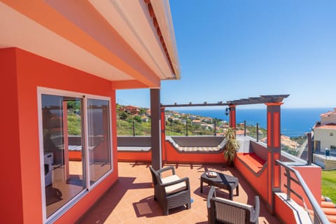 Property building, Balcony/Terrace