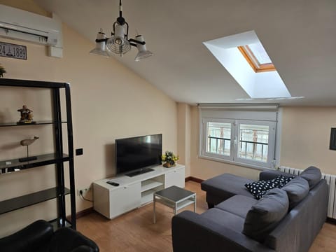 TV and multimedia, Lounge or bar