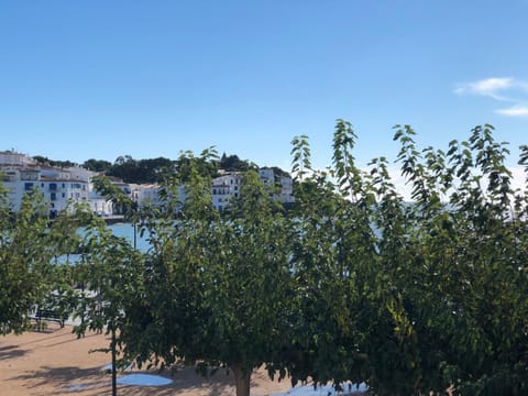 PASSEIG - Apartamento único en el centro Apartment in Cadaqués