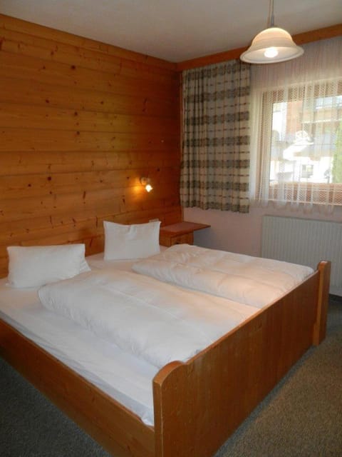 Pension Holzknechthof am See Bed and Breakfast in Neustift im Stubaital
