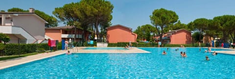 Summer, Swimming pool