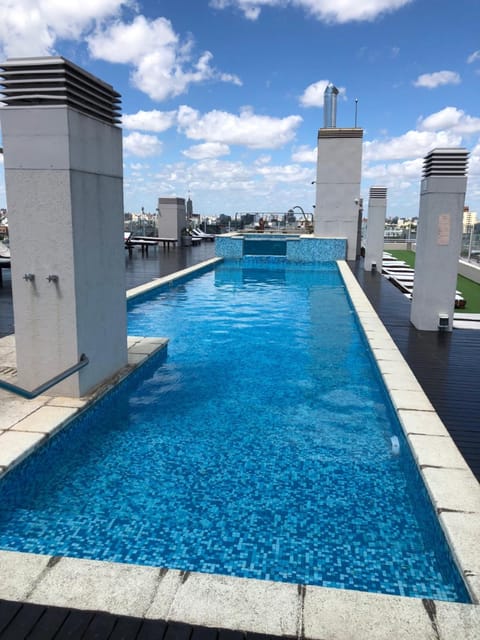 Swimming pool, Swimming pool