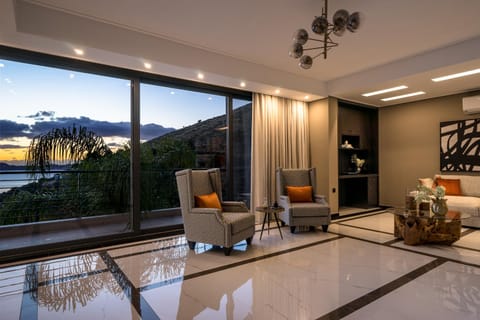 Living room, Seating area, Sunset