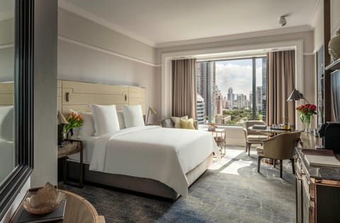 Photo of the whole room, Seating area, Bedroom, City view