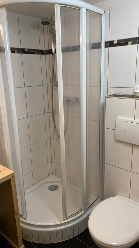 Bathroom, Photo of the whole room