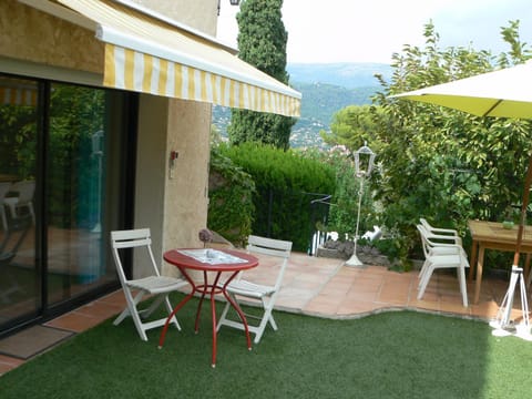 Patio, Natural landscape, View (from property/room), Balcony/Terrace, Garden view, Mountain view