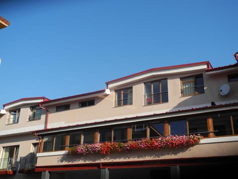 Facade/entrance, Facade/entrance, View (from property/room), Balcony/Terrace