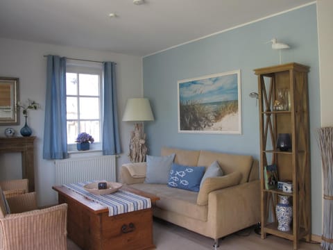 Wiesenstraße 55 Whg 1 - Meeresbrise Apartment in Zingst