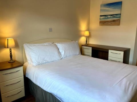 Charlies Lane Apartment Apartment in Donegal City