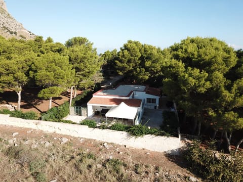 Property building, Balcony/Terrace