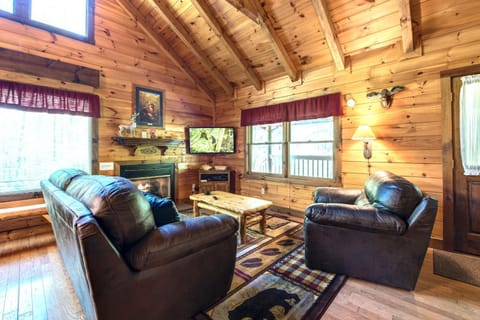 Fawn Cabin Cabin in Pittman Center
