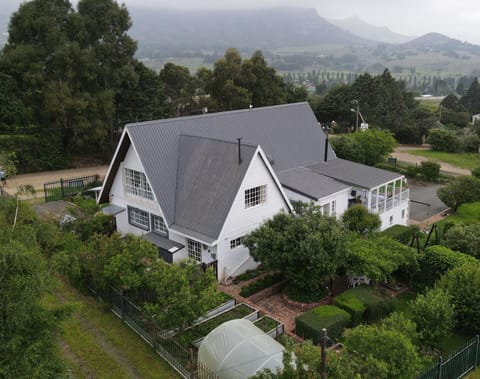 Property building, Garden, Garden view