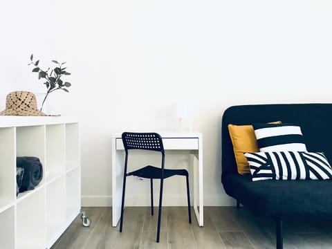 Library, Seating area, On site, Area and facilities