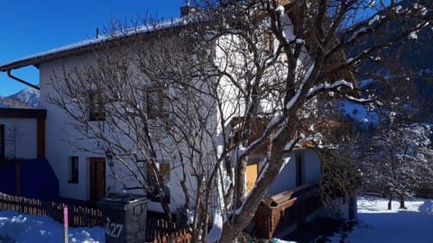 Pension Kupfer Apartment in Tyrol