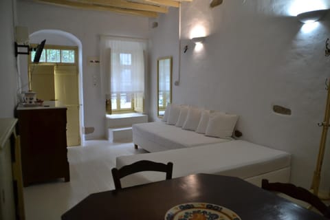 Kastro House in Paros