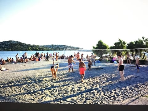 Off site, Beach, Entertainment