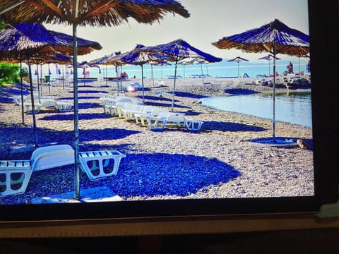 Off site, Activities, Beach