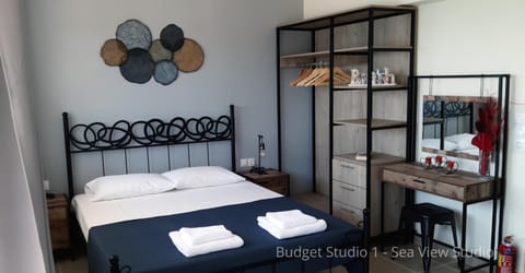 Bed, Photo of the whole room