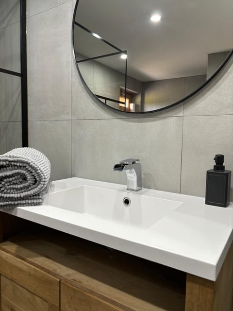 Chalets du Bouchot & Jacuzzi privatif proximité Gerardmer & La Bresse Chalet in Gérardmer