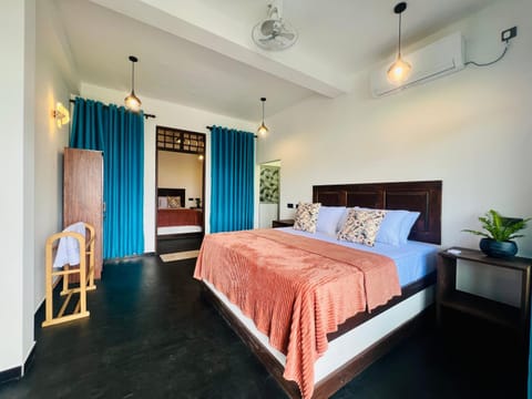 Bed, Bedroom, air conditioner