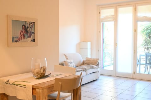 S068 - Sirolo, nuovo bilocale con terrazzo Apartment in Sirolo