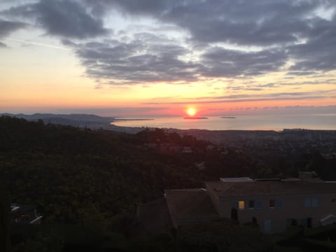 T2 Mandelieu, vue exceptionnelle Apartment in Mandelieu-La Napoule