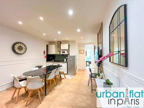 81 - Paris Luxe Sebastopol Apartment in Paris