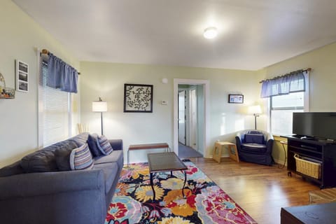 Greenwood Beach Cottage House in Elk