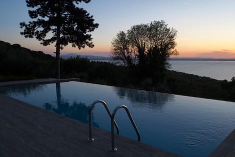 Lake view, Pool view, Swimming pool