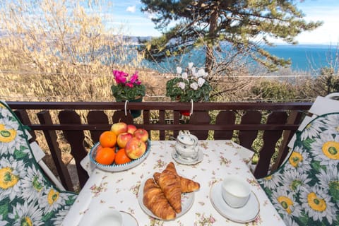 Balcony/Terrace, City view, Garden view, Sea view