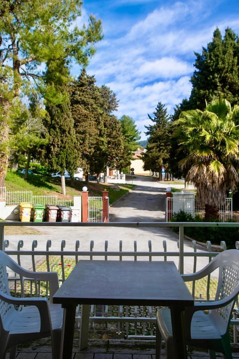 S179 - Sirolo, trilocale in cento completamente accessoriato Apartment in Sirolo