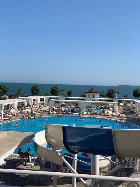 Pool view, Sea view, Swimming pool