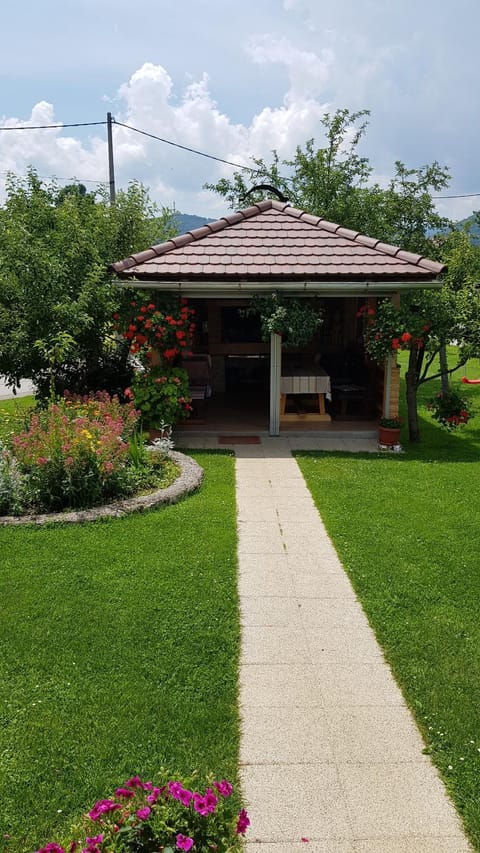 Guest House Adrijana Bed and Breakfast in Plitvice Lakes Park