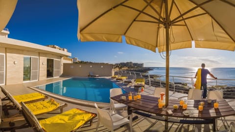 Sea view, Swimming pool