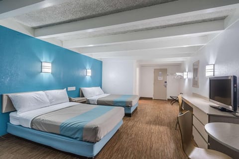 TV and multimedia, Photo of the whole room, Seating area, On site