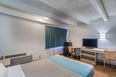 TV and multimedia, Photo of the whole room, Seating area, On site