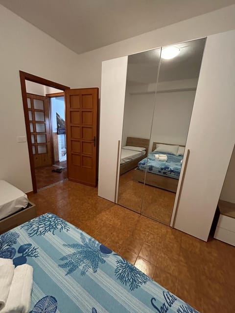 Villa Nicanda- 100 MT dal mare- giardino House in Sardinia